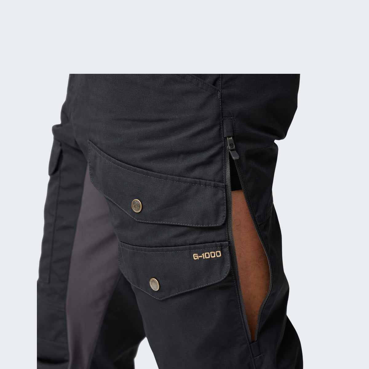 550 - Black