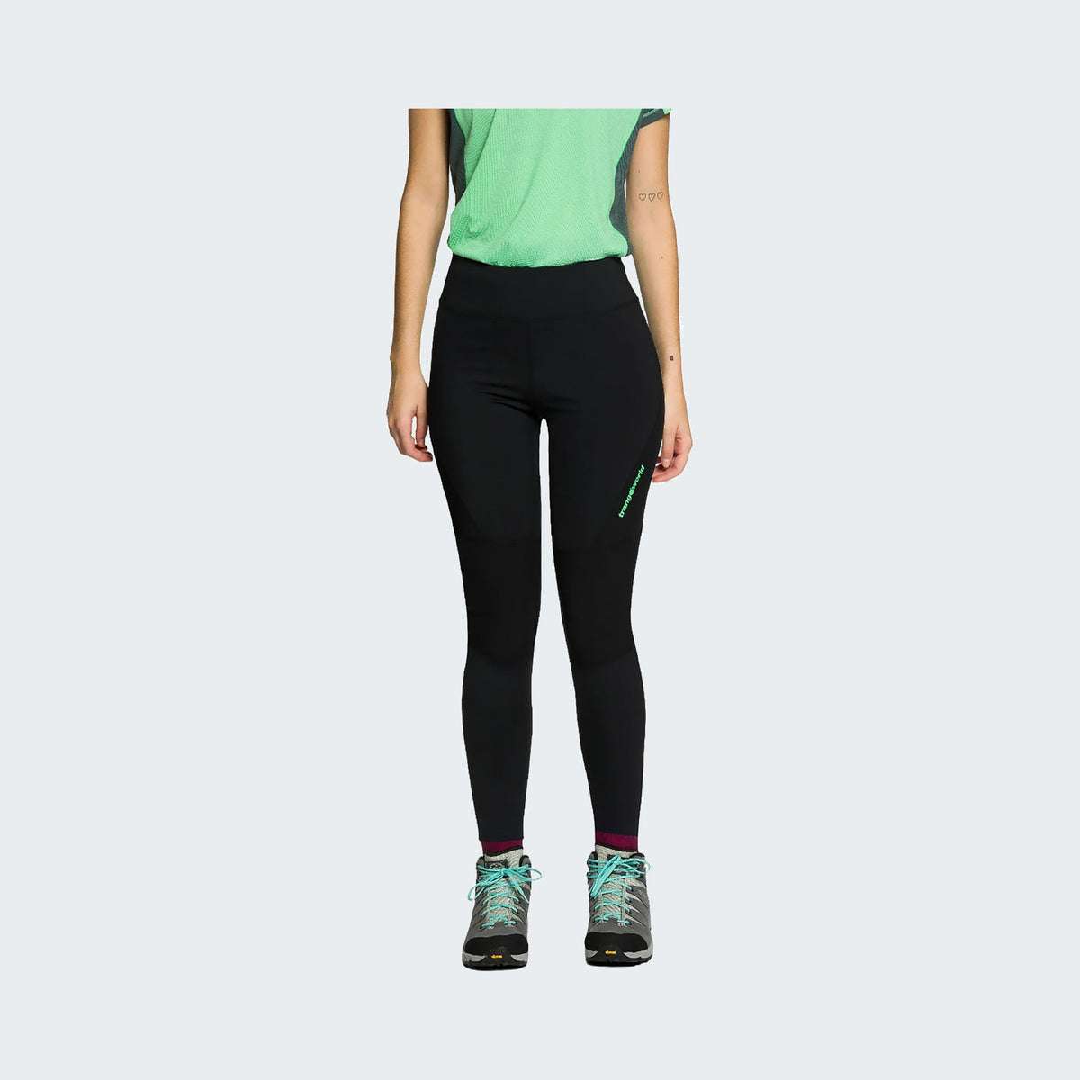 710 - Negro