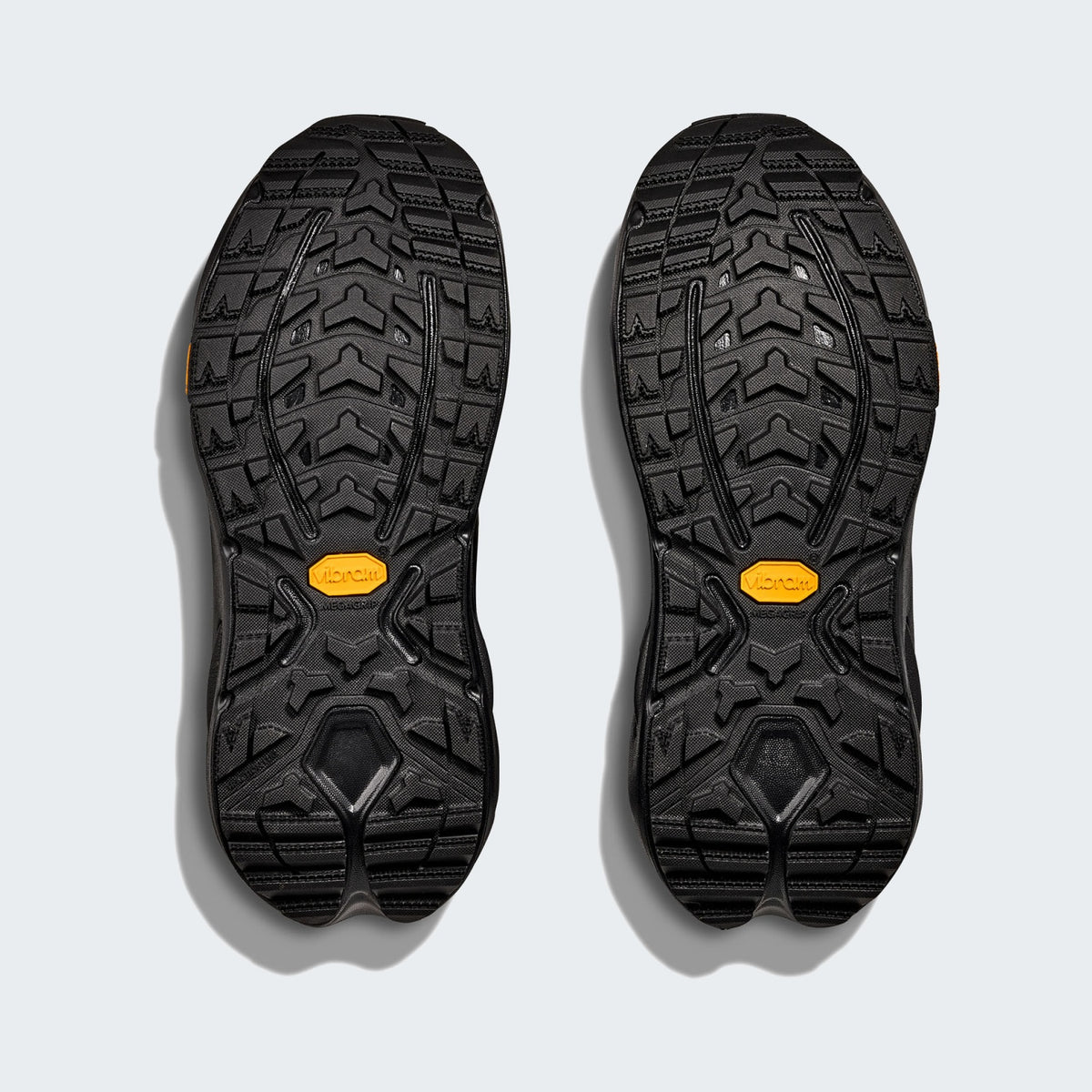 Black/black